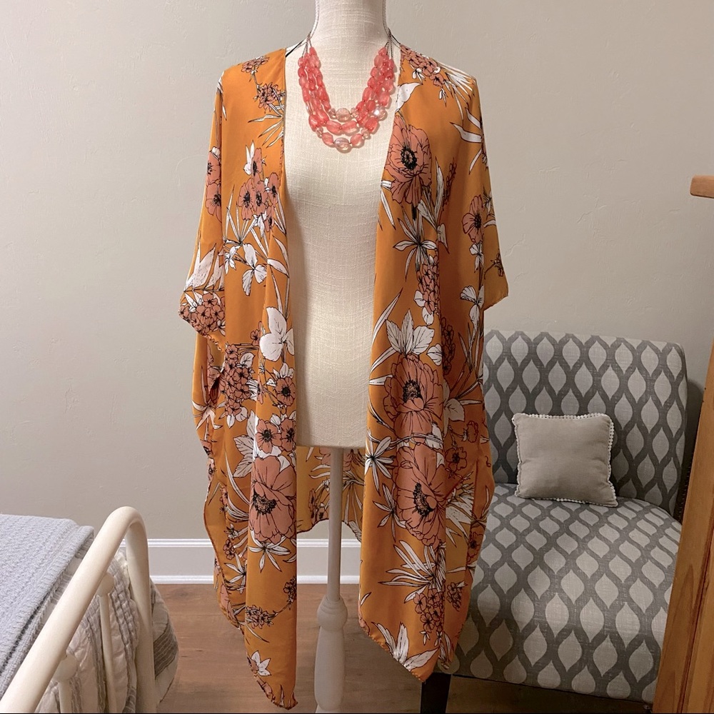 Gorgeous Flowing Yellow Floral Boho EXPRESS Kimono One Size